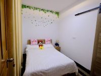 上海阿邱公寓 - 精致一室大床房