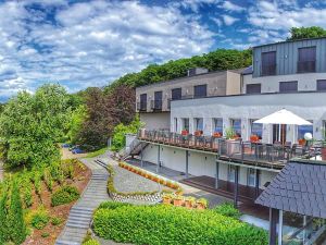 Hotel Vulcano Lindenhof, Eifel/Mosel