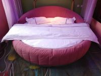 鲁甸锐达主题酒店 - 浪漫满屋粉色圆床房