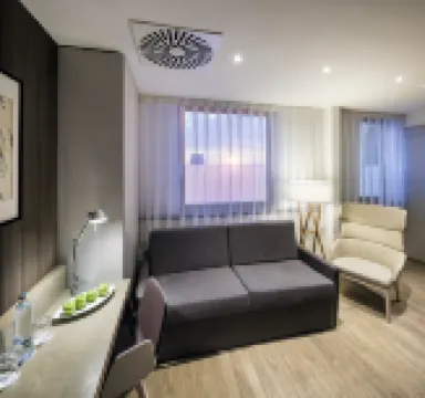 Occidental Praha Hotels near Prague 4