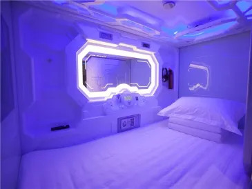 Dream Builders Capsule Cabin Hotel
