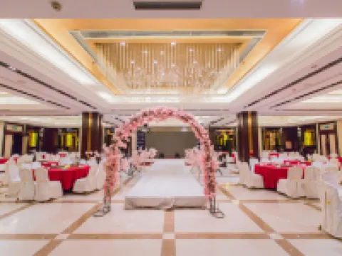 Juchen International Hotel Hotels in Mianchi