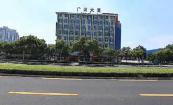 Suitetrails - Mr. Chen's Home Apartment