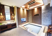 Emeishan Grand Hotel (Emeishan Scenic Area Baoguo Temple) - suối nước nóng