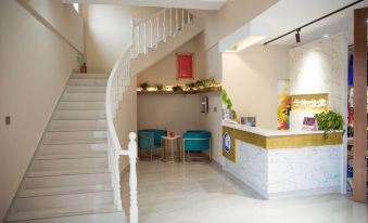 Zijin Apartment