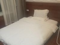 三门峡庆华商务宾馆 - 尊享豪华大床房