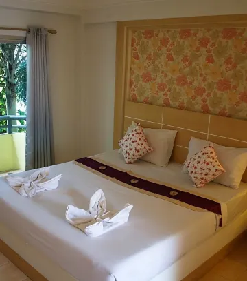 ห้องเตียงใหญ่ 1 เตียง (พัดลม)