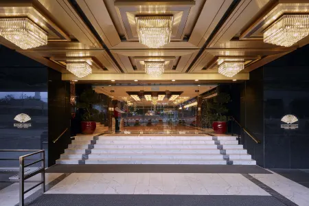 Mandarin Oriental Hong Kong Отели рядом с достопримечательностью «Абердин»