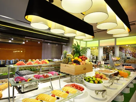 Lingzhi Hotel Duyun Отели в г. Дуюн