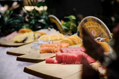 New City Grand Rezen Hotel Отели рядом с достопримечательностью «Shoutaohu Sceneic Area»