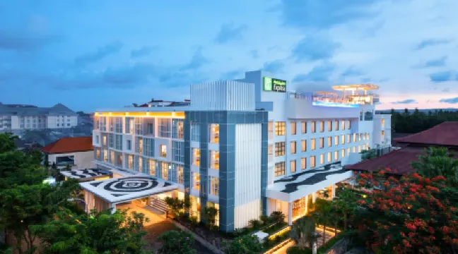 Holiday Inn Express Baruna Отели в г. Бали