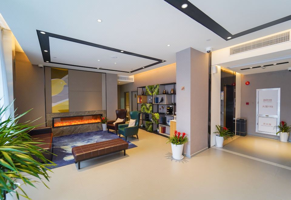 2. 루자상뤼 호텔 ..