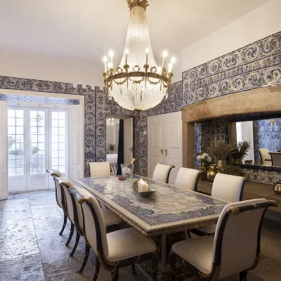 Casa Dell'Arte Club House Hotels near Feira da Ladra