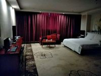 麦盖提刀郎世纪酒店 - 豪华大床房