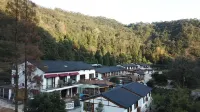 YANDANG CHONGFENG Các khách sạn gần Furong Station