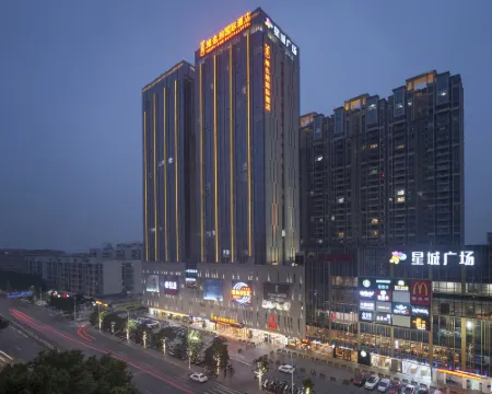Vienna International Hotel (Zhaoqing Center Lake-view) Hotel di Zhaoqing