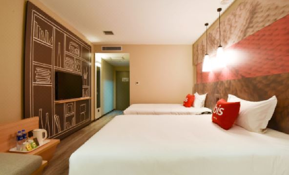 Ibis Lanzhou Customs House Hotel - Housity
