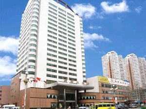 Century Plaza Qidu Hotel