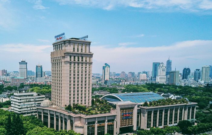 Wyndham Grand Plaza Royale Ningbo