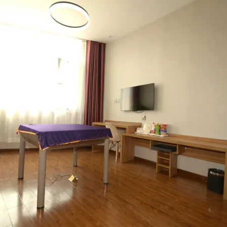 Roman Hotel Baiyangdian
