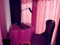 阿克苏博林酒店 - 浪漫情侣粉色主题大床房