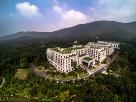 Dongjiao State Guesthouse Отели рядом с достопримечательностью «Nanjing University of Posts and Telecommunications Xianlin Campus»