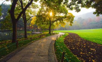 Hanxuan by the Lake Hostel - Housity