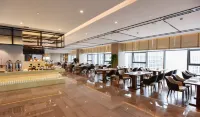 Wenzhou South Station Maison New Century Hotel