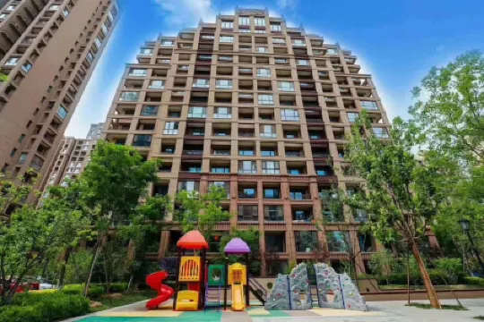 Liangzi Seaview Family Apartment (Laoting Tangshanwan Shop)