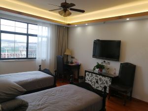 Deqing Ant Homestay