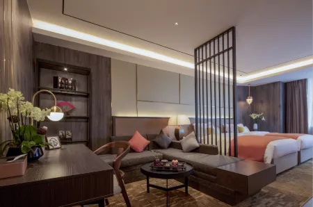 Shanshui S Hotel (Chengdu Kuanzhai Alley Tianfu Square)