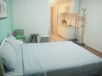 固安520爱琴海电影公寓 - 清新大床房
