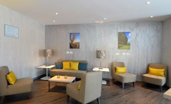 Turin Airport Hotel & Residence - Housity