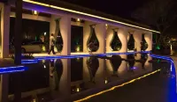 Longquan International Hotel