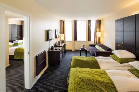 The Square Отели рядом с достопримечательностью «Carlsberg»