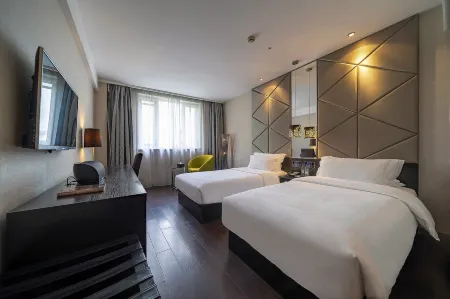 Orange Hotel (Shanghai Ruijin South Road)