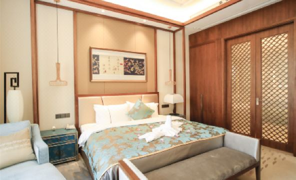 Swan Lake Resort Hot Spring Jiangba - Housity