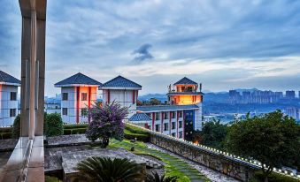 Luzhou Nanyuan Hotel