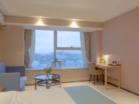 青岛美途海景度假公寓 - 山景大床房