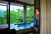 Baoting Rainforest Fairyland Resort & Spa Qixian Mount - Hot Tub