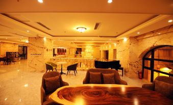 Dalian Huangchao Hotel