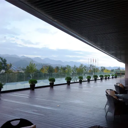 The Legend Hotel Fu Chun Jiang
