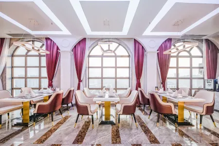 Ayaa International Hotel Отели рядом с достопримечательностью «Dalian Minzu University»