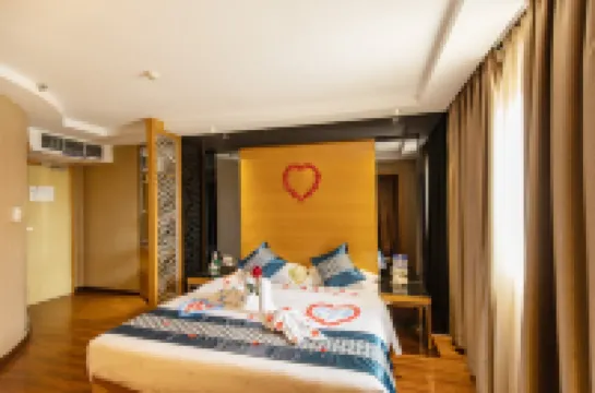 Jiangmen Park Lane Hotel (Overseas Chinese 33 Xu Street)