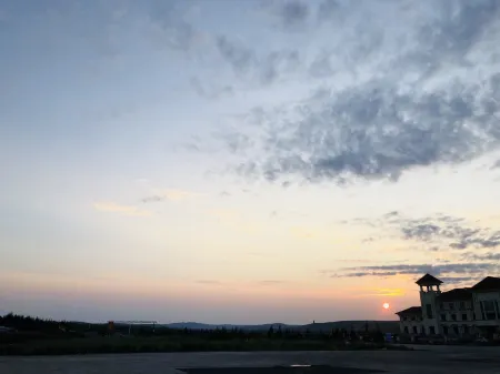 Yongquan Hotel Отели рядом с достопримечательностью «Сунхуа оригинальный лесной парк»