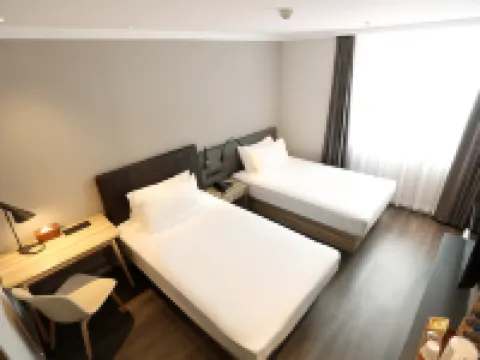 HanTing Premium โฮเทล เอียนจี้ เวสต์ มาร์เก็ต โรงแรมในเหยียนจี๋