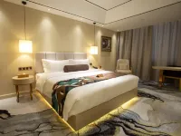 喆啡酒店（武漢王家灣陶家嶺地鐵站店） 鄰近湖北省廣播電視學校運動場的酒店