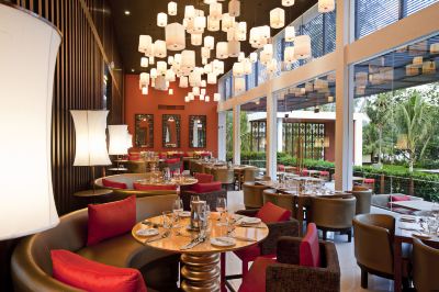 レストラン クラブ メッド プーケットの写真