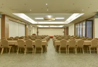 Zhujiang Crystal Hotel