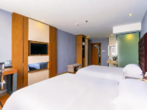 Jingtone Hotel (Laibin City Square Wal-Mart Binjiangyuan) Hotels in Laibin